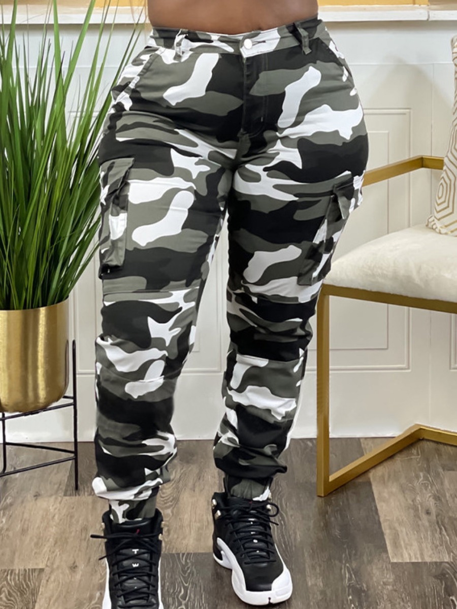 LW Plus Size Camo Print Side Pocket Cargo Pants