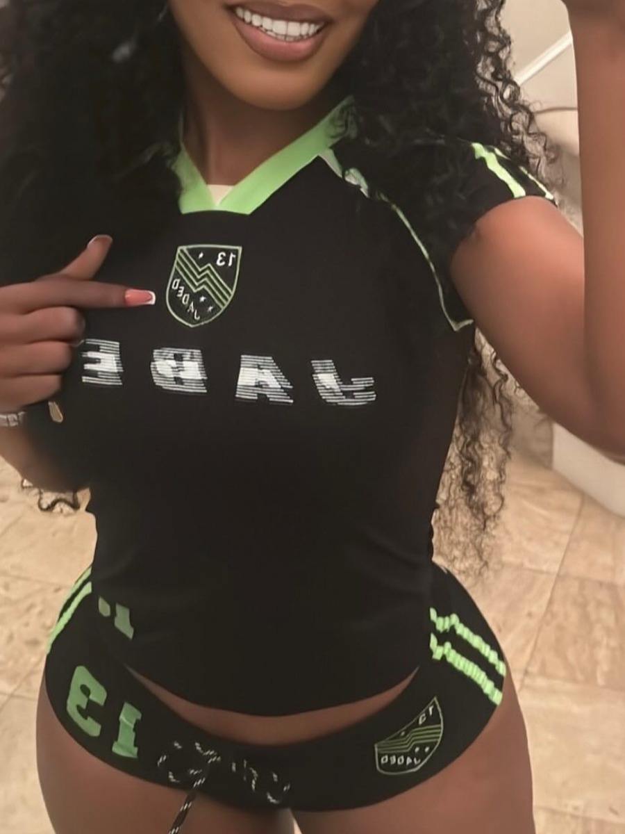 LW Sporty Polyester V Neck Pattern Letter Short Sleeve Two-piece Shorts Set