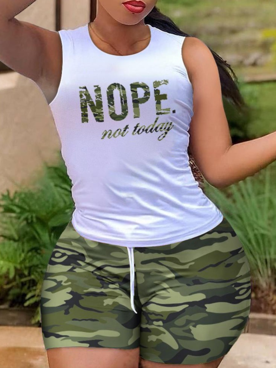 LW Casual Polyester Round Neck Pattern Camo Sleeveless Two-piece Shorts Set